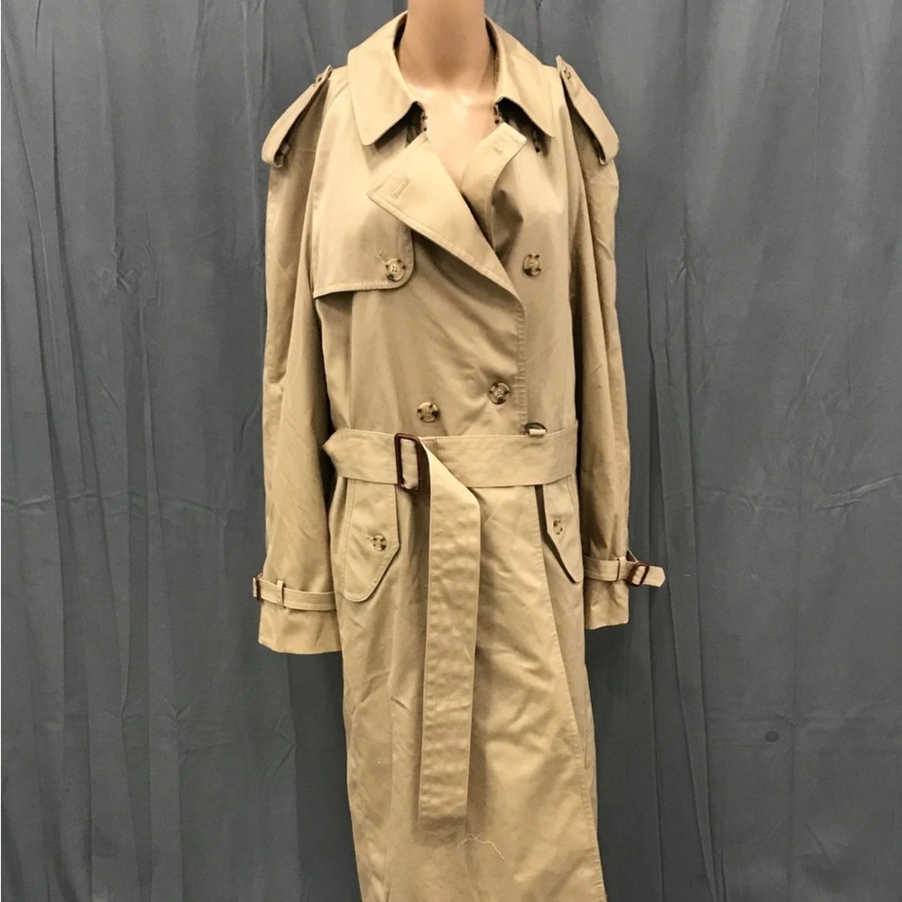 SOLD - Classic Tan Trench Coat - Men’s 40L, Coburne Square, VGUC